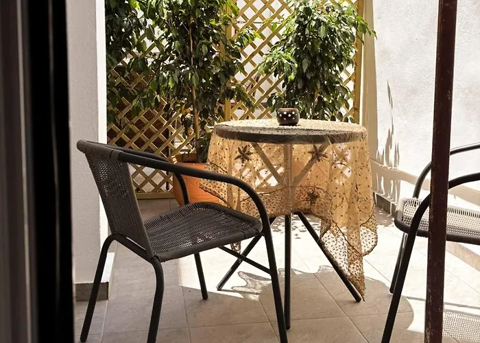 Maison De Luxe * Chalkís